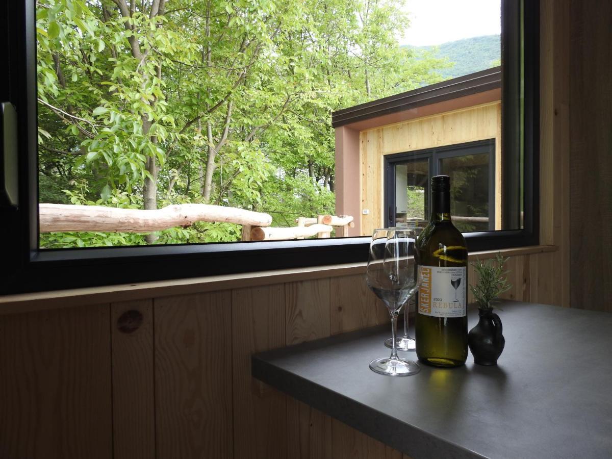 Pocitniski Hisici - Small Holiday Houses อายดอฟช์ชีนา ภายนอก รูปภาพ